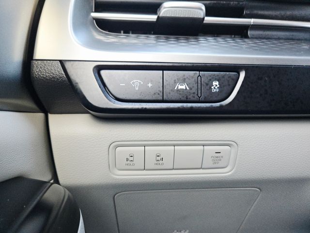 2024 Kia Carnival LX | Ellisville, MO | AutoPort