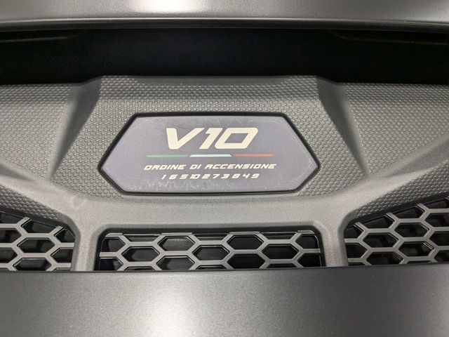 2024 Lamborghini Huracan Sterrato | Lake Forest IL | Executive Motor Carz 2024 Lamborghini Huracan Sterrato | Lake Forest IL | Executive Motor Carz