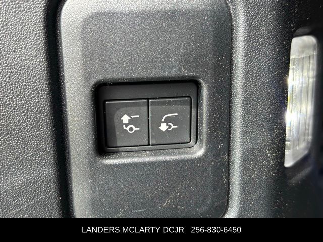 2024 Land Rover Defender 130 P400 S