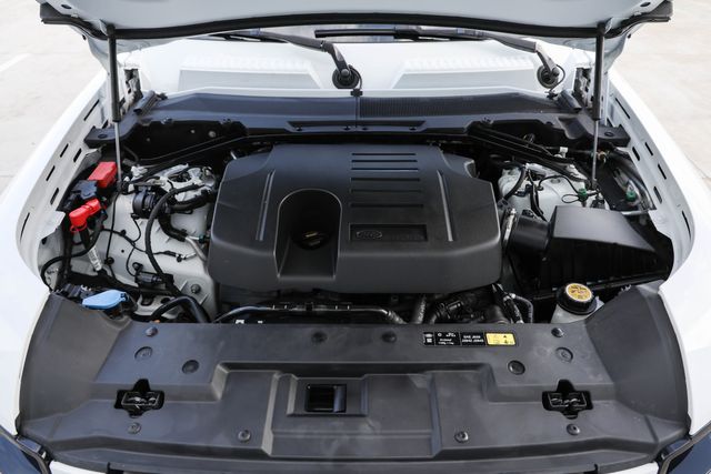 2024 Land Rover Defender 130 P400 X-Dynamic SE | Mesquite, TX | Texas Autos Direct