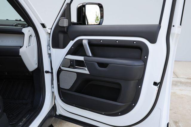 2024 Land Rover Defender 130 P400 X-Dynamic SE | Mesquite, TX | Texas Autos Direct 2024 Land Rover Defender 130 P400 X-Dynamic SE | Mesquite, TX | Texas Autos Direct