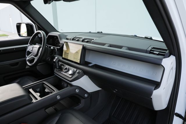 2024 Land Rover Defender 130 P400 X-Dynamic SE | Mesquite, TX | Texas Autos Direct