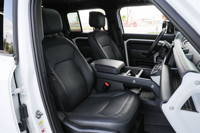 2024 Land Rover Defender 130 P400 X-Dynamic SE | Mesquite, TX | Texas Autos Direct