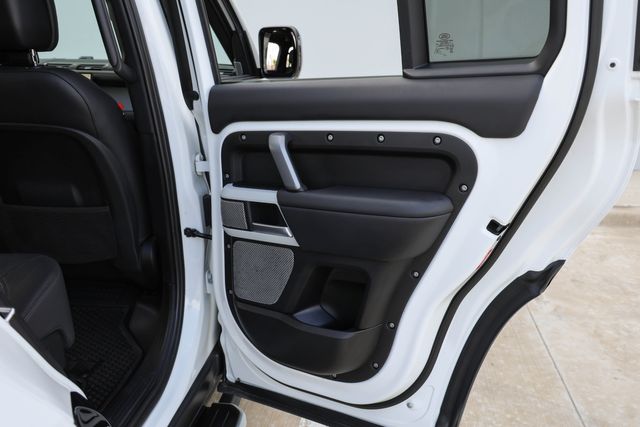 2024 Land Rover Defender 130 P400 X-Dynamic SE | Mesquite, TX | Texas Autos Direct