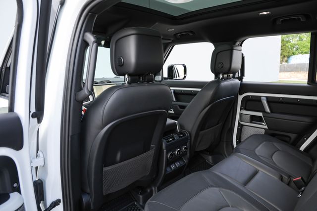 2024 Land Rover Defender 130 P400 X-Dynamic SE | Mesquite, TX | Texas Autos Direct