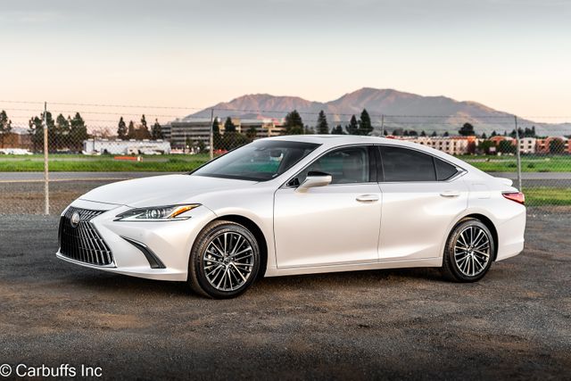 2024 Lexus ES 300h  | Concord, CA | Carbuffs