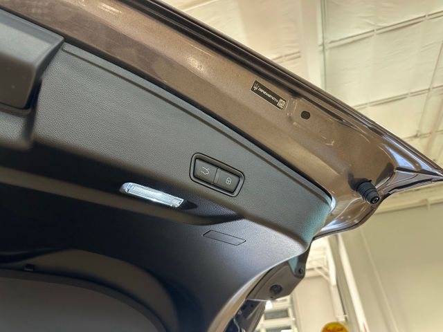 2024 Maserati Grecale GT Nerissimo / Tech / Climate Comfort Package P... | Irving, Texas | Hopper Motorplex 2024 Maserati Grecale GT Nerissimo / Tech / Climate Comfort Package P... | Irving, Texas | Hopper Motorplex