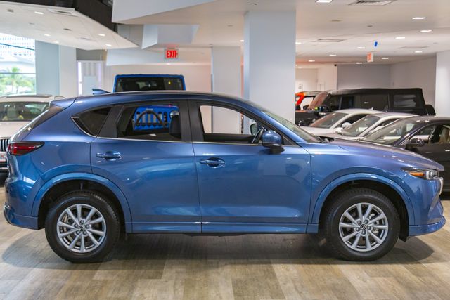 2024 Mazda CX-5 AWD at Autosource, photo 4