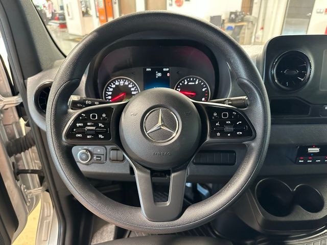 2024 Mercedes-Benz Sprinter 2500