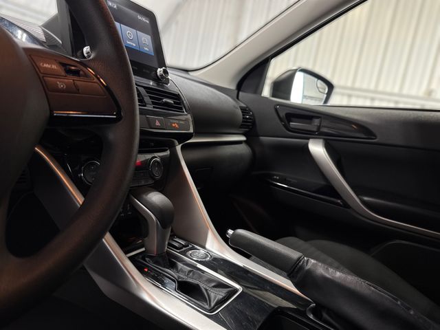 2024 Mitsubishi Eclipse Cross LE 2024 Mitsubishi Eclipse Cross LE