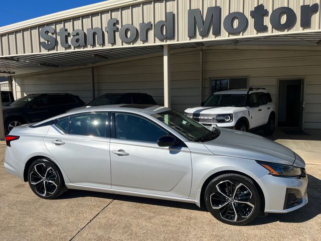 2024 Nissan Altima 2.5 SR