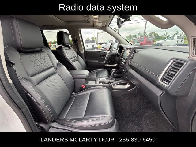 2024 Nissan Frontier SL