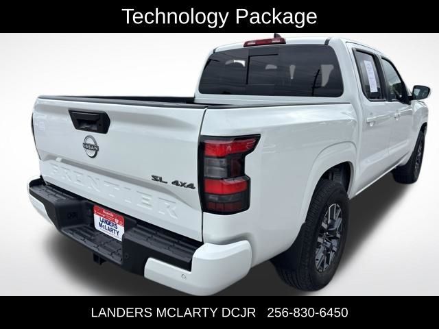 2024 Nissan Frontier SL