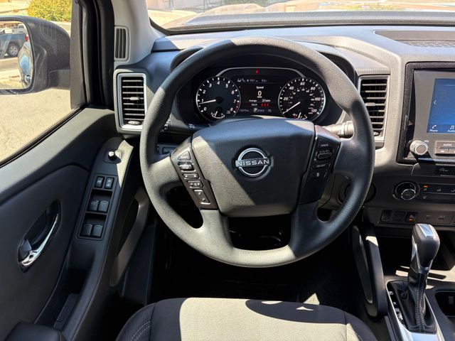 2024 Nissan Frontier SV 2024 Nissan Frontier SV