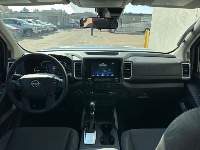 2024 Nissan Frontier SV 