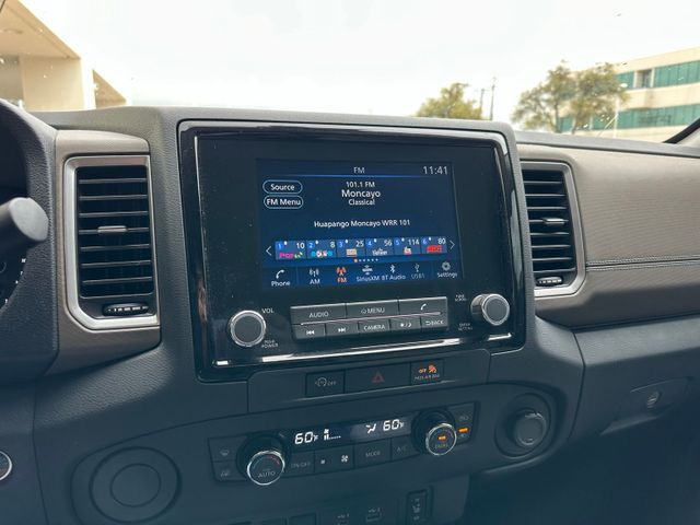 2024 Nissan Frontier SV 