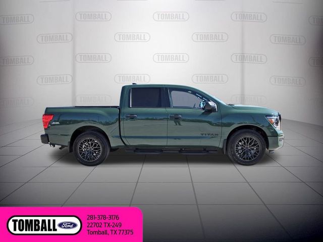 2024 Nissan Titan SV