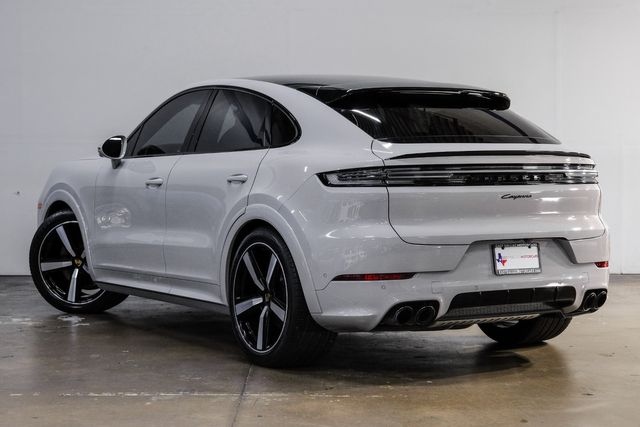 2024 Porsche Cayenne Coupe Sportdesign Pkg. Chalk HD MATRIX Passenger Display | Dallas, TX | East Dallas Diesel 2024 Porsche Cayenne Coupe Sportdesign Pkg. Chalk HD MATRIX Passenger Display | Dallas, TX | East Dallas Diesel