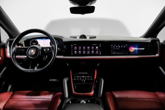 2024 Porsche Cayenne Coupe Sportdesign Pkg. Chalk Over 41K in Factory Options | Dallas, TX | East Dallas Diesel 2024 Porsche Cayenne Coupe Sportdesign Pkg. Chalk Over 41K in Factory Options | Dallas, TX | East Dallas Diesel