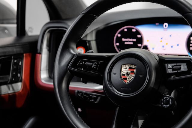 2024 Porsche Cayenne Coupe Sportdesign Pkg. Chalk HD MATRIX Passenger Display | Dallas, TX | East Dallas Diesel 2024 Porsche Cayenne Coupe Sportdesign Pkg. Chalk HD MATRIX Passenger Display | Dallas, TX | East Dallas Diesel