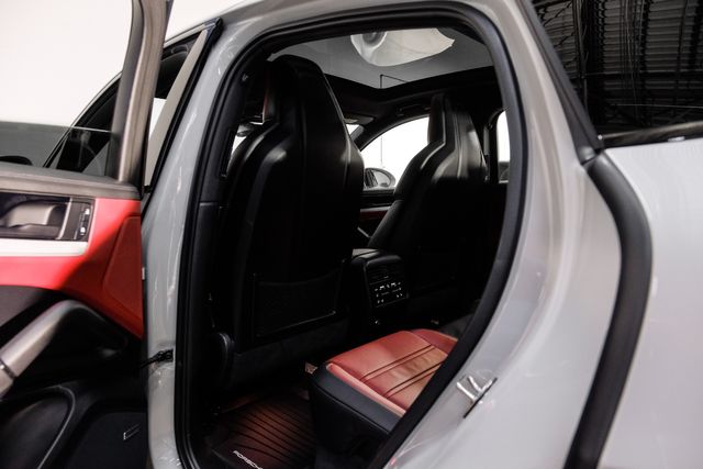 2024 Porsche Cayenne Coupe Sportdesign Pkg. Chalk HD MATRIX Passenger Display | Dallas, TX | East Dallas Diesel 2024 Porsche Cayenne Coupe Sportdesign Pkg. Chalk HD MATRIX Passenger Display | Dallas, TX | East Dallas Diesel