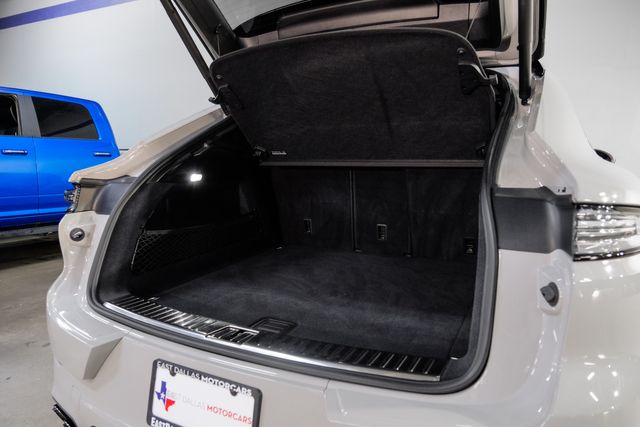 2024 Porsche Cayenne Coupe Sportdesign Pkg. Chalk Over 41K in Factory Options | Dallas, TX | East Dallas Diesel 2024 Porsche Cayenne Coupe Sportdesign Pkg. Chalk Over 41K in Factory Options | Dallas, TX | East Dallas Diesel
