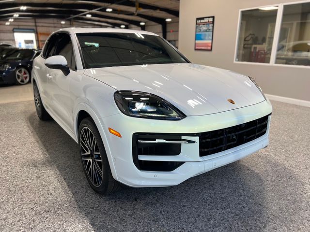 2024 Porsche Cayenne Base | Longwood, FL | Millenia Motors 2024 Porsche Cayenne Base | Longwood, FL | Millenia Motors