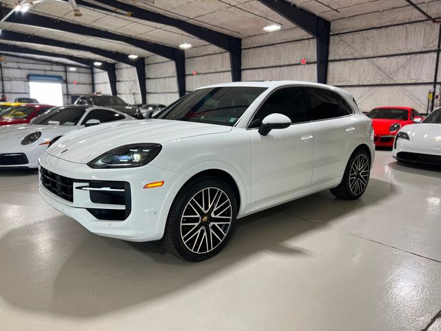 2024 Porsche Cayenne Base | Longwood, FL | Millenia Motors 2024 Porsche Cayenne Base | Longwood, FL | Millenia Motors