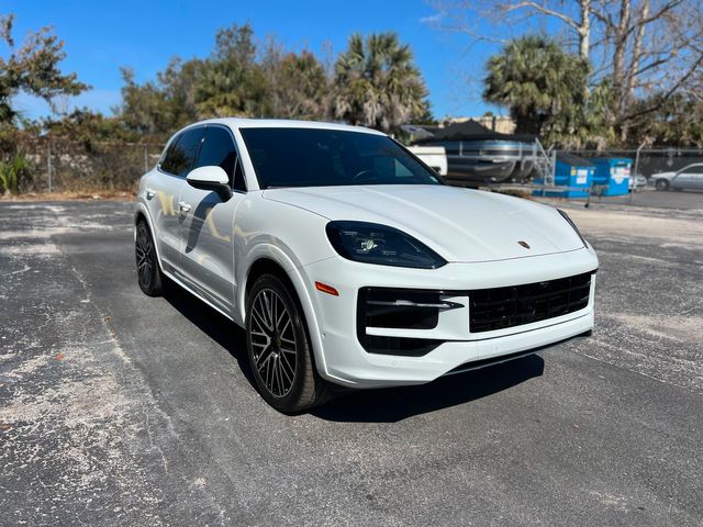 2024 Porsche Cayenne Base | Longwood, FL | Millenia Motors 2024 Porsche Cayenne Base | Longwood, FL | Millenia Motors