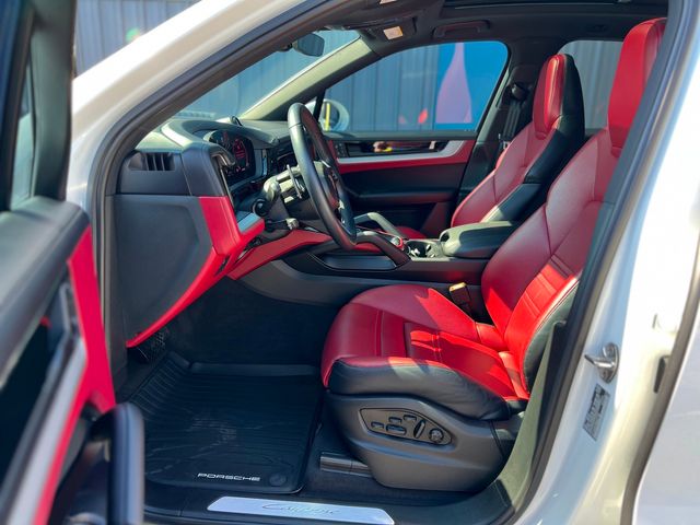 2024 Porsche Cayenne Base | Longwood, FL | Millenia Motors 2024 Porsche Cayenne Base | Longwood, FL | Millenia Motors