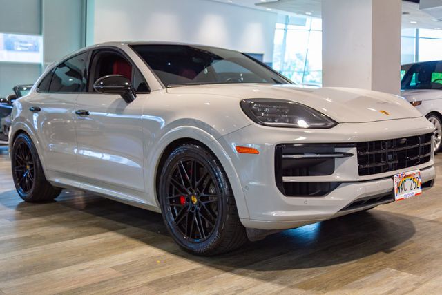 2024 Porsche Cayenne S Coupe prem pkg plus/rear axle  Sport design/sport exhaust/21" RS/ adaptive susp. 
