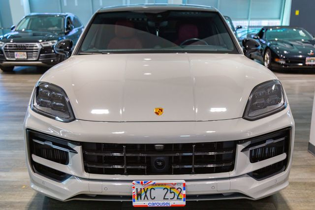 2024 Porsche Cayenne S Coupe prem pkg plus/rear axle  Sport design/sport exhaust/21" RS/ adaptive susp. 
