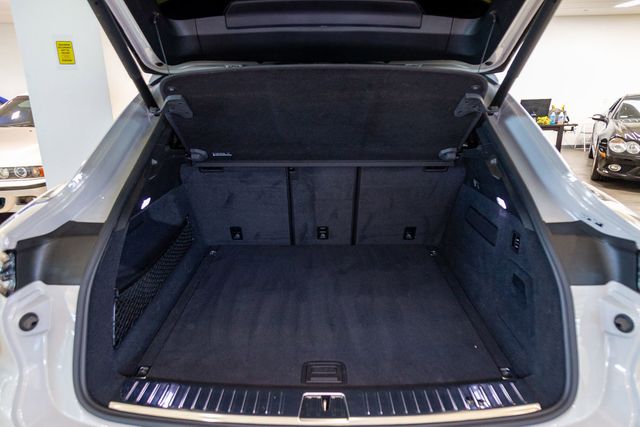 2024 Porsche Cayenne S Coupe prem pkg plus/rear axle  Sport design/sport exhaust/21" RS/ adaptive susp. 