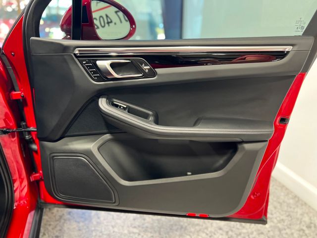2024 Porsche Macan Base | Longwood, FL | Millenia Motors