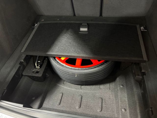 2024 Porsche Macan Base | Longwood, FL | Millenia Motors