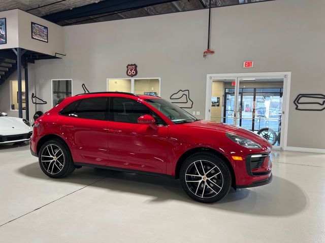 2024 Porsche Macan Base | Longwood, FL | Millenia Motors 2024 Porsche Macan Base | Longwood, FL | Millenia Motors