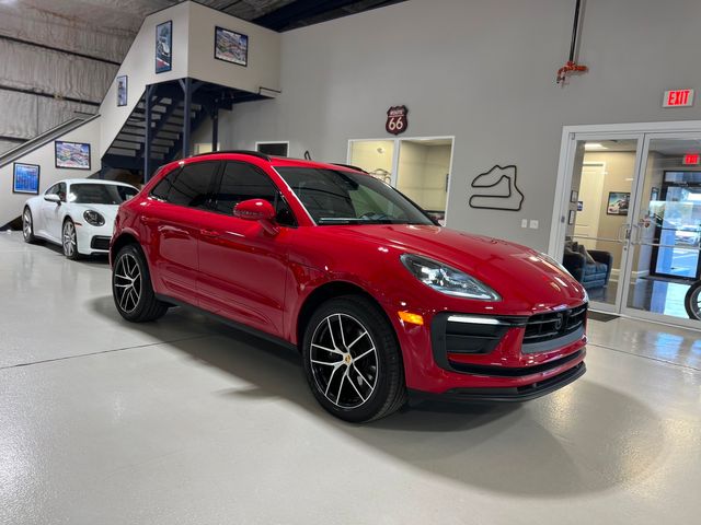 2024 Porsche Macan Base | Longwood, FL | Millenia Motors