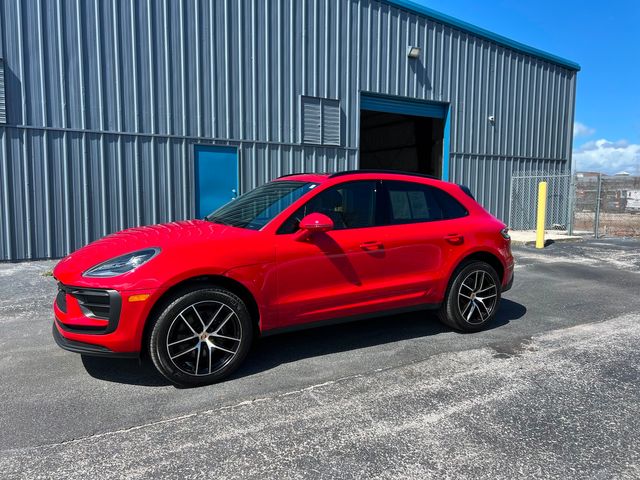2024 Porsche Macan Base | Longwood, FL | Millenia Motors