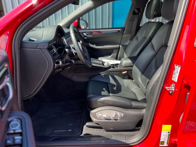 2024 Porsche Macan Base | Longwood, FL | Millenia Motors