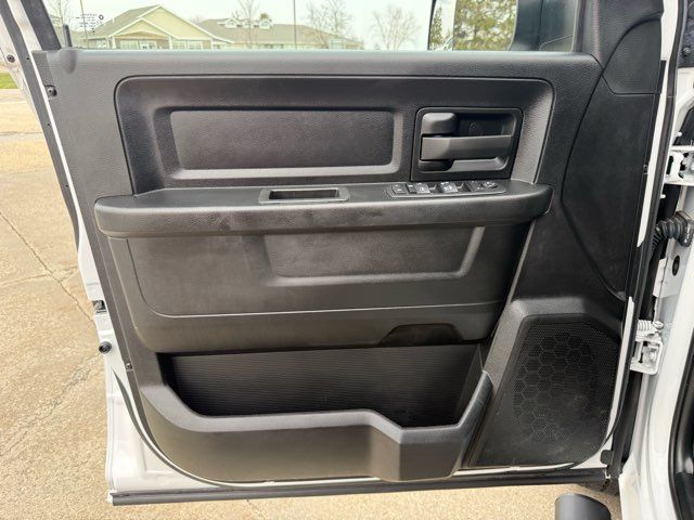 2024 Ram 1500 Classic Tradesman | Gifford, IL | Trav's Automotive 2024 Ram 1500 Classic Tradesman | Gifford, IL | Trav's Automotive