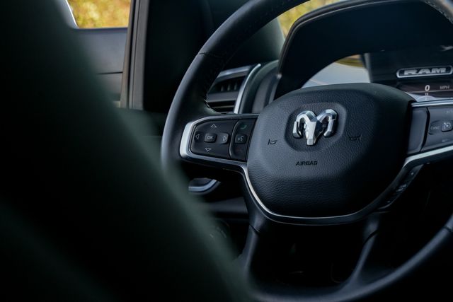 2024 Ram 1500 Big Horn CREW CAB 4X4 / BIG SCREEN / CLEAN CARFAX | Austin, TX | Rocky Mountain Truck Stop Austin 2024 Ram 1500 Big Horn CREW CAB 4X4 / BIG SCREEN / CLEAN CARFAX | Austin, TX | Rocky Mountain Truck Stop Austin