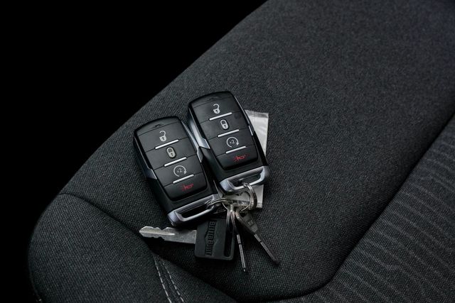 2024 Ram 1500 Big Horn CREW CAB 4X4 / BIG SCREEN / CLEAN CARFAX | Austin, TX | Rocky Mountain Truck Stop Austin 2024 Ram 1500 Big Horn CREW CAB 4X4 / BIG SCREEN / CLEAN CARFAX | Austin, TX | Rocky Mountain Truck Stop Austin