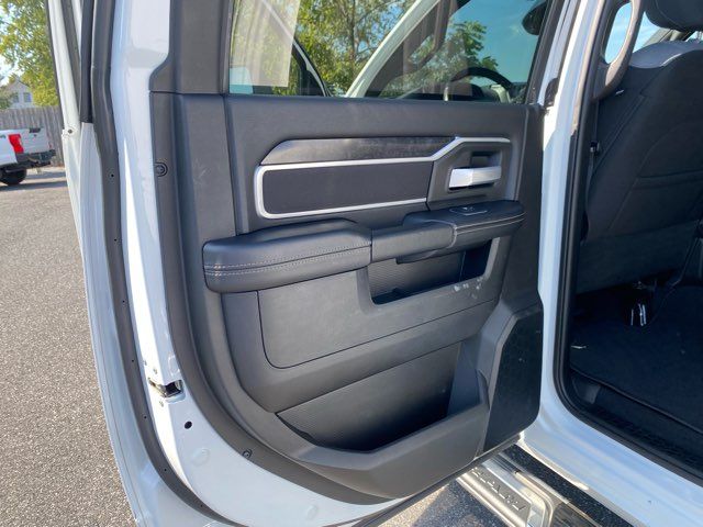 2024 Ram 2500 Big Horn | Ephrata, PA | Pine Tree Motors 2024 Ram 2500 Big Horn | Ephrata, PA | Pine Tree Motors