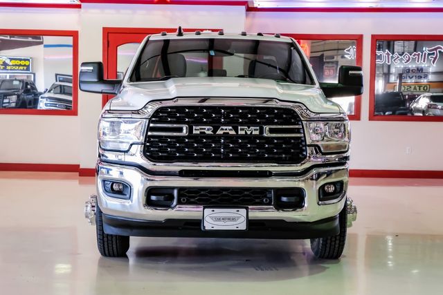 2024 Ram 3500 Big Horn W/AISIN TRANSMISSION 2024 Ram 3500 Big Horn W/AISIN TRANSMISSION