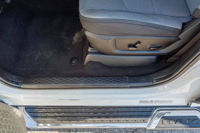 2024 Ram 3500 Big Horn CREW CAB LONG BED / 6.7L CUMMINS DIESEL / | Austin, TX | Rocky Mountain Truck Stop Austin 2024 Ram 3500 Big Horn CREW CAB LONG BED / 6.7L CUMMINS DIESEL / | Austin, TX | Rocky Mountain Truck Stop Austin