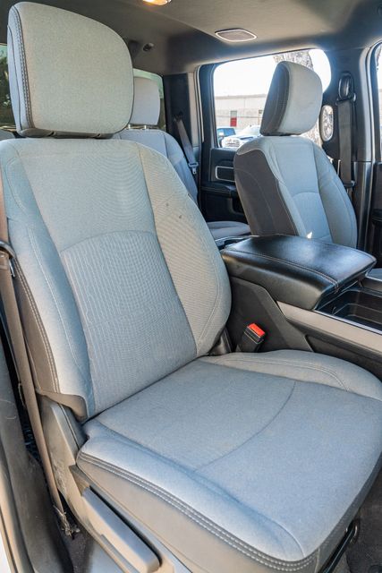 2024 Ram 3500 Big Horn CREW CAB LONG BED / 6.7L CUMMINS DIESEL / | Austin, TX | Rocky Mountain Truck Stop Austin 2024 Ram 3500 Big Horn CREW CAB LONG BED / 6.7L CUMMINS DIESEL / | Austin, TX | Rocky Mountain Truck Stop Austin