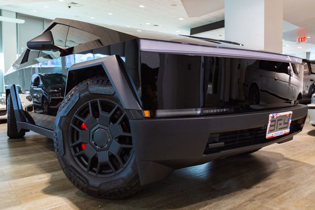 2024 Tesla Cybertruck Cyberbeast tri-motor | Honolulu, HI | Autosource Hawaii 