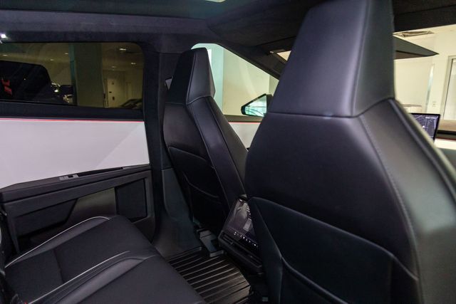 2024 Tesla Cybertruck Cyberbeast tri-motor