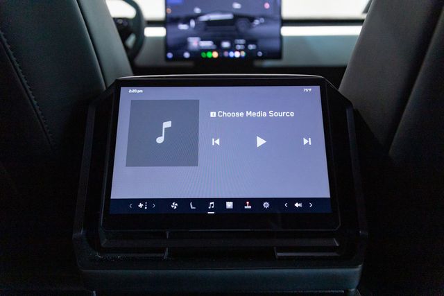 2024 Tesla Cybertruck Cyberbeast tri-motor