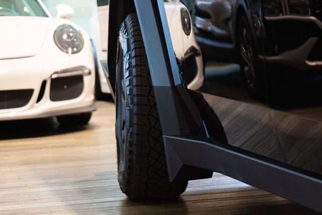 2024 Tesla Cybertruck Cyberbeast tri-motor